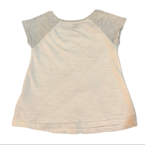 Old navy cat tee
Size: 2T - Picture 2 of 3